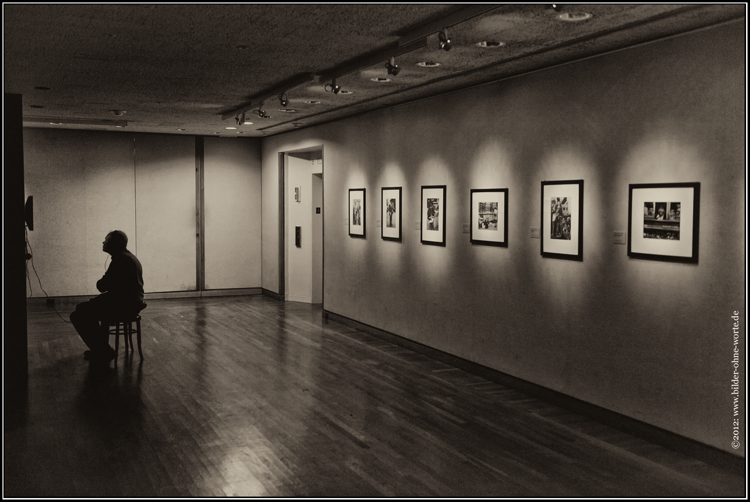 2012 09 USA 1484kltxr