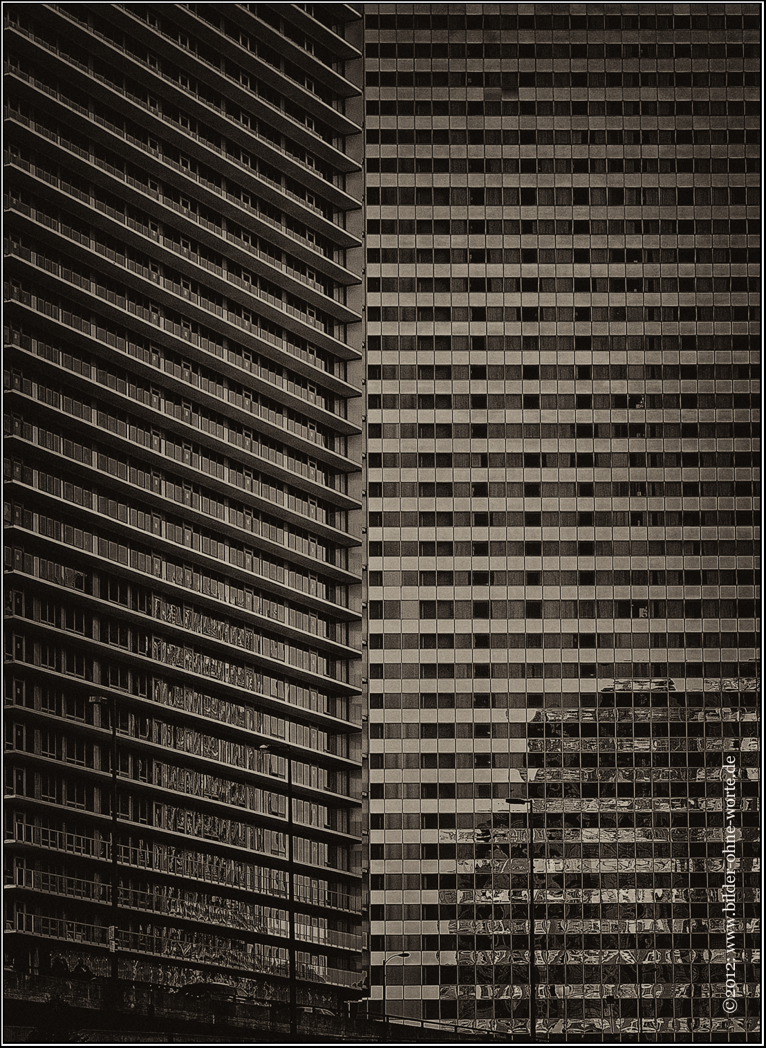 2012 09 USA 3841SWklRTXT