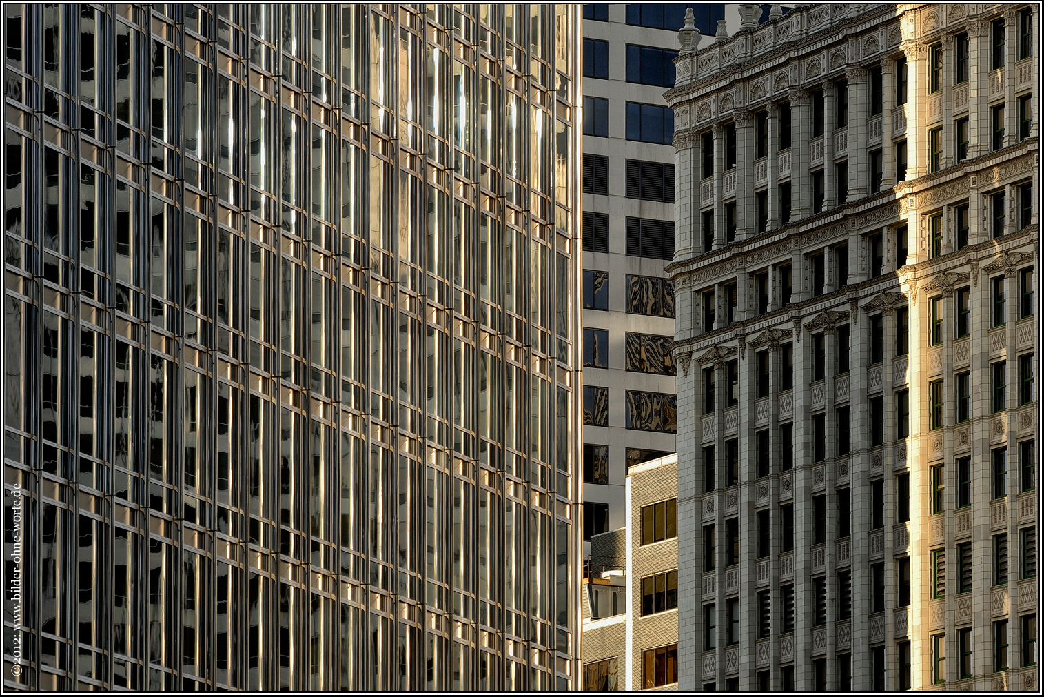 2012 09 USA 5029FklTxtR